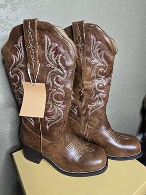 NIB! Sysoleforr Ladies Western Embroidered Cowboy Boots - Square Toe